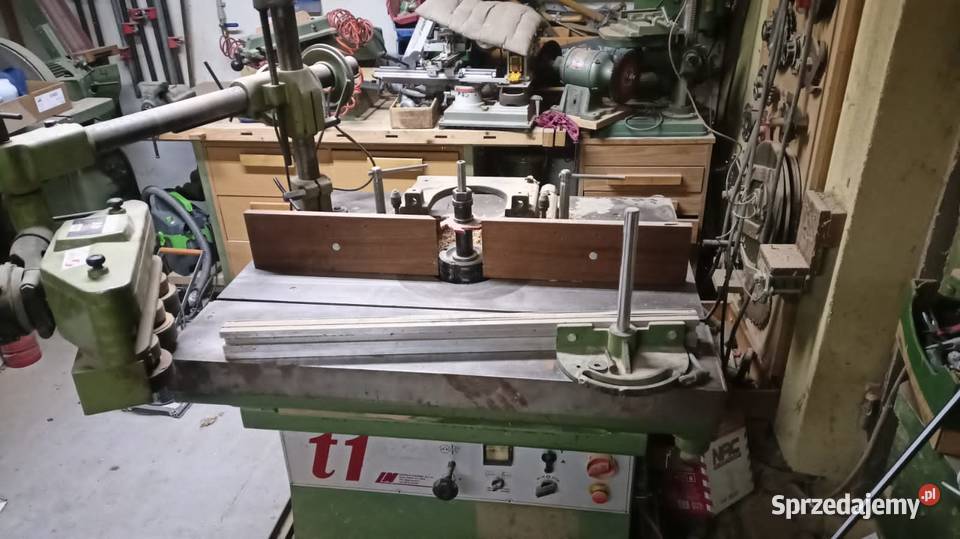 Frezarka z wózkiem i pasuwem SCM Wejherowo