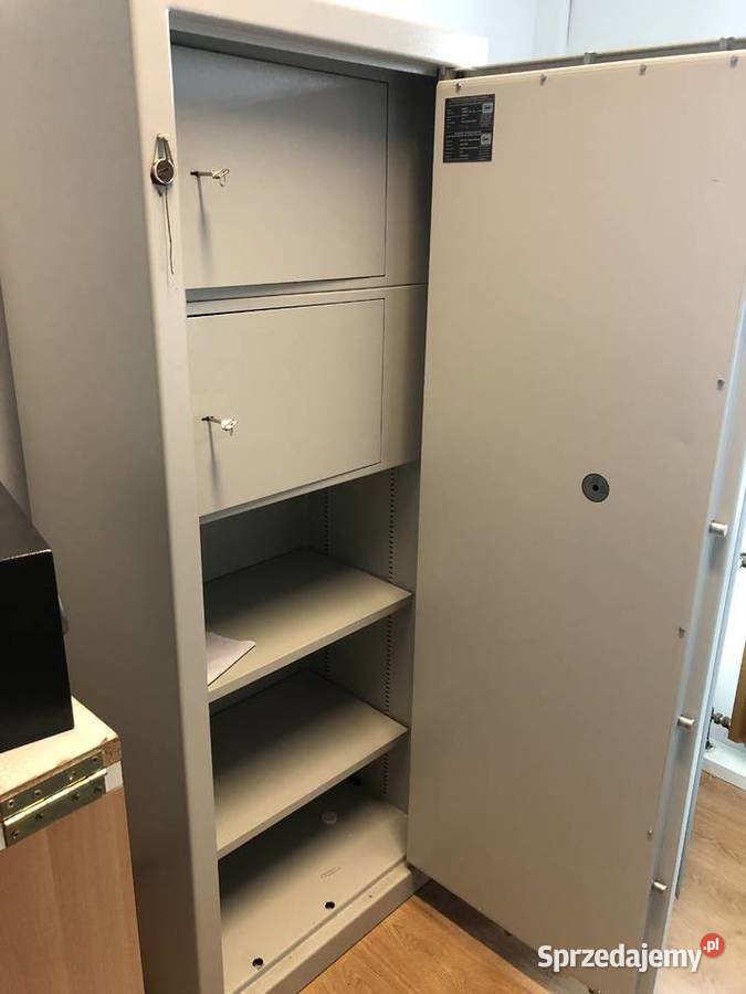 Sejf szafa na dokumenty niejawne broń i amunicję