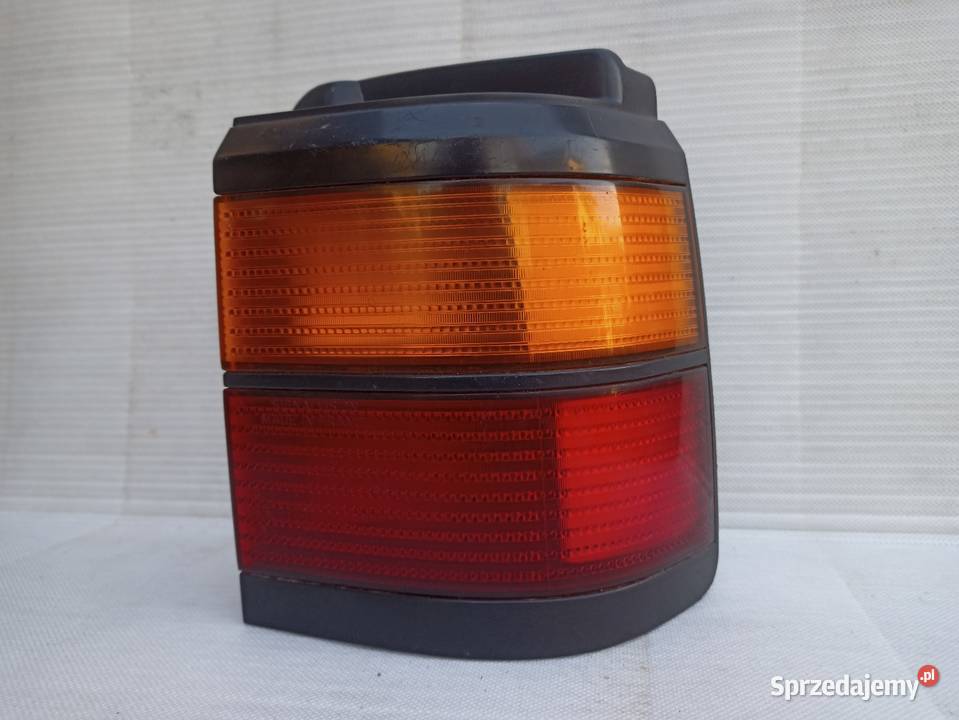 VW Passat B3 Variant kombi lampa tył tylna prawa łódzkie Sieradz