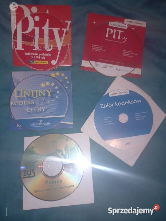 Sprzedam zestaw różnych płyt CD poza muzyką Bukowno sprzedam