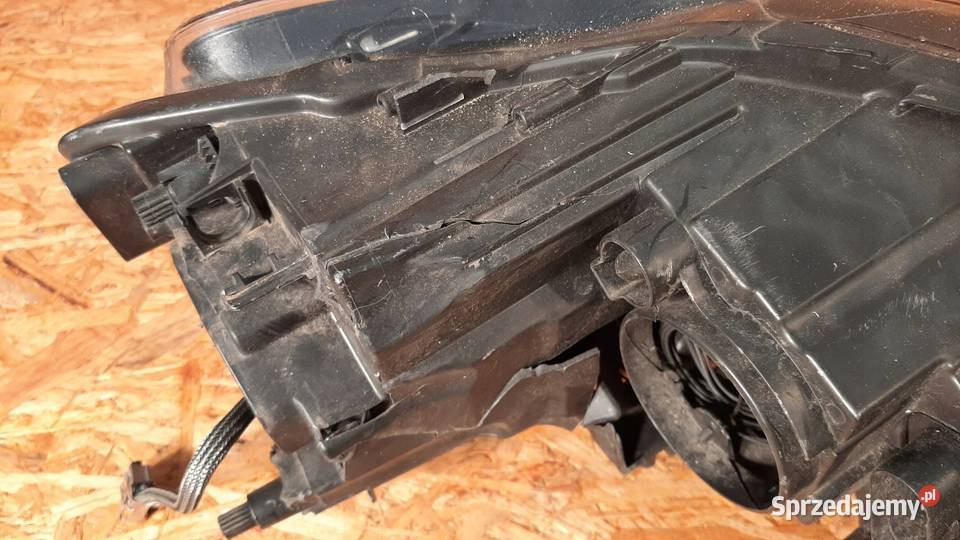 VW POLO 6R REFLEKTOR LAMPA LEWA XENON PRZÓD osobowe wielkopolskie Nowy Tomyśl