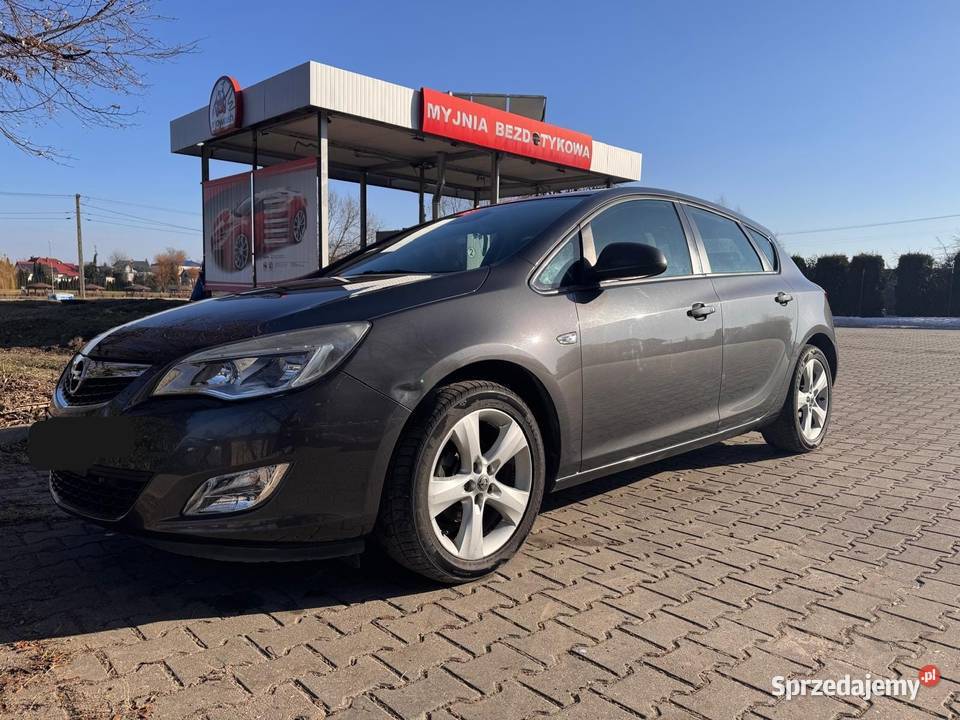 Opel Astra J 14 turbo 2011 r Świdnik