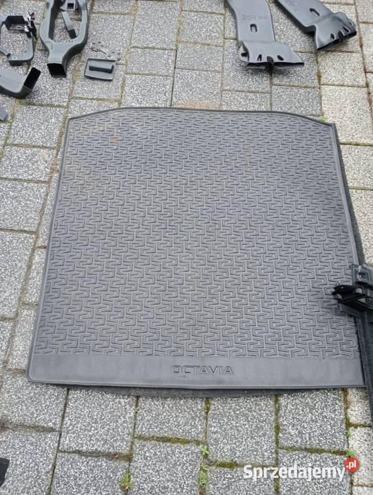 Octavia IV 4 04 wszystkie plastik Godów
