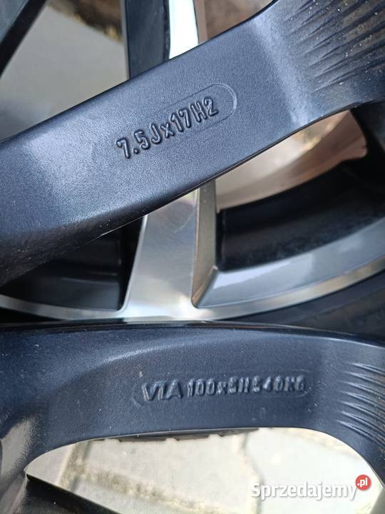 Koła Passat B6 felgi aluminiowe opony całoroczne Samochodowe Wróblowice sprzedam