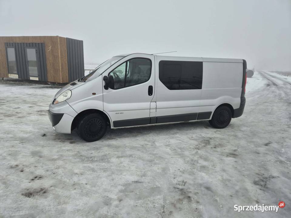 Renault Trafic manualna mazowieckie Nowy Kiełbów