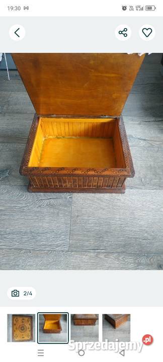 Piękna szkatułka z drewna