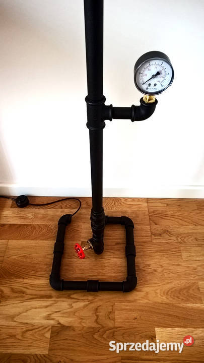 Lampa podłogowa loft z rur hydraulicznych Limanowa