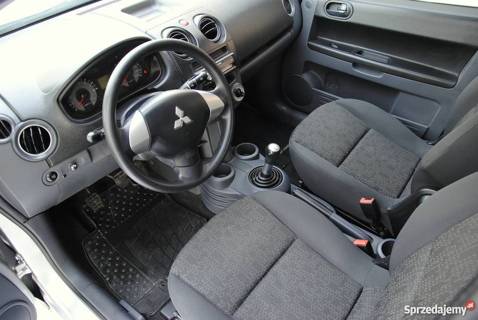 Mitsubishi Colt 13B 5 drzwi 55000 przebieg 1 wł immobilizer Grójec
