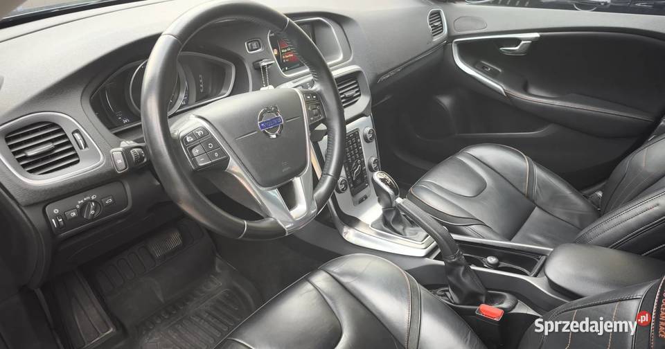 Volvo V40 Cross Country nieuszkodzony świętokrzyskie