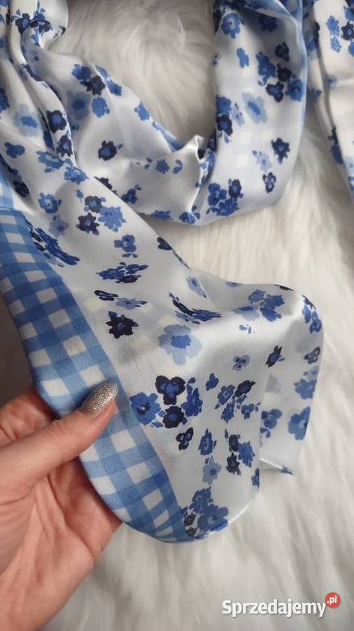 Piękny lekki szal w niebieskie kwiaty małopolskie Olkusz