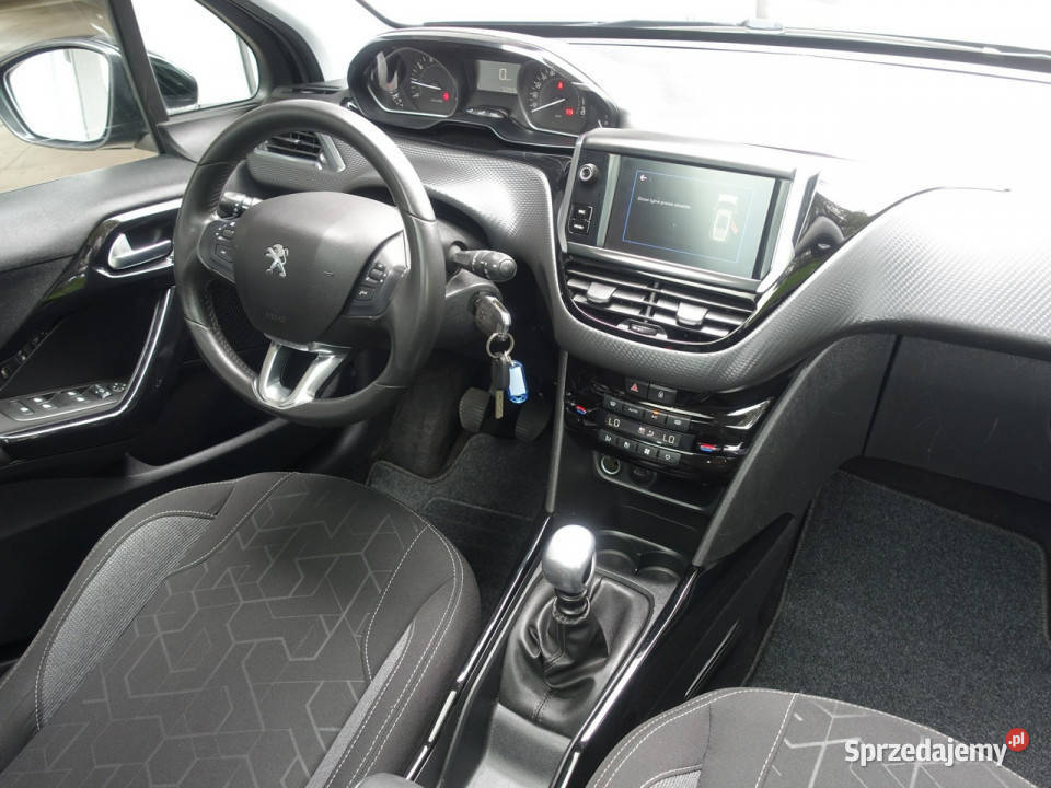 Peugeot 2008 12i Panorama Ledy Klimatronik Niski VAT marża Częstochowa