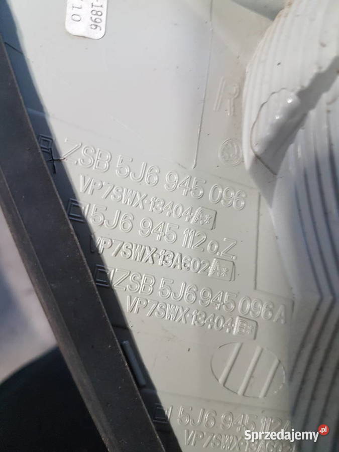 SKODA FABIA II LAMPA TYLNA PRAWA 5J6945096 Oświetlenie