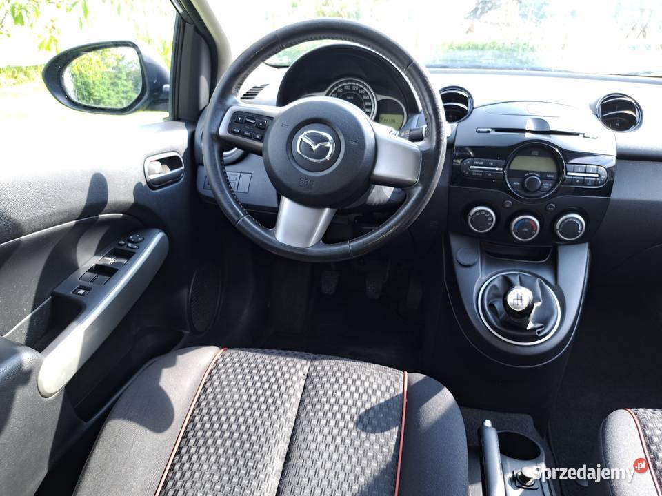 Mazda 2 Benzyna 5 drzwi Klimatyzacja 2