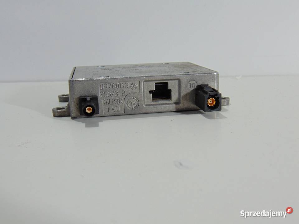 WZMACNIACZ ANTENY MERCEDES W219 2118200885