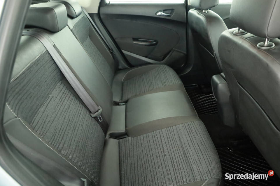 Opel Astra 14 T czujnik parkowania Piaseczno