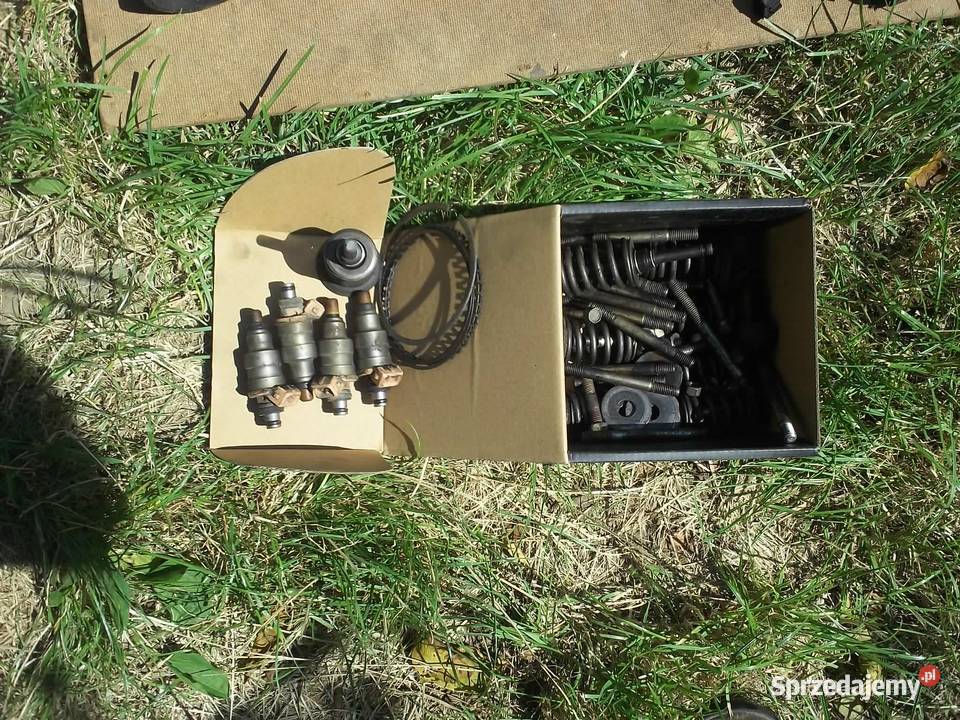 isuzu trooper 26 4ze1 części hak korba terenowe Opatów