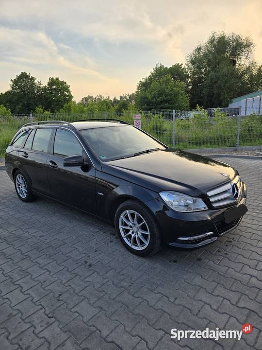 Mercedes c180 22 diesel 2012 ABS Poznań
