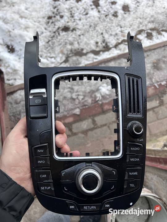 Wnętrze audi b8 na części Opatów