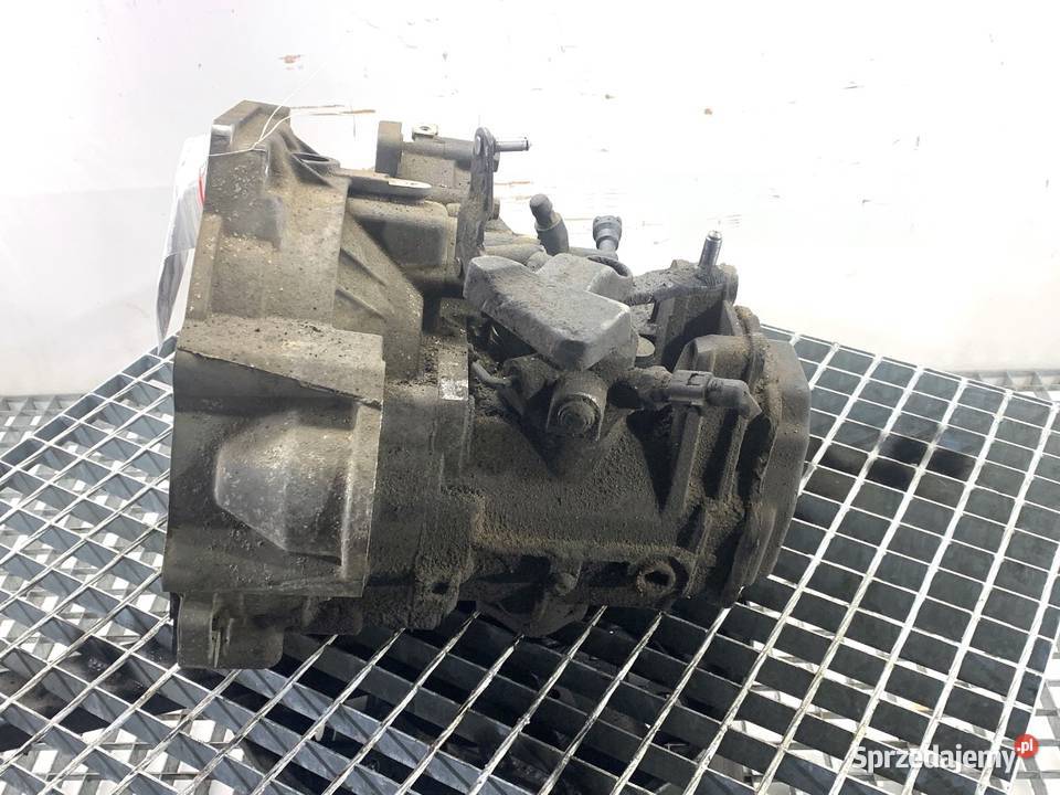 SKRZYNIA BIEGÓW VW GOLF V GQQ 19 105 0310 Części samochodowe