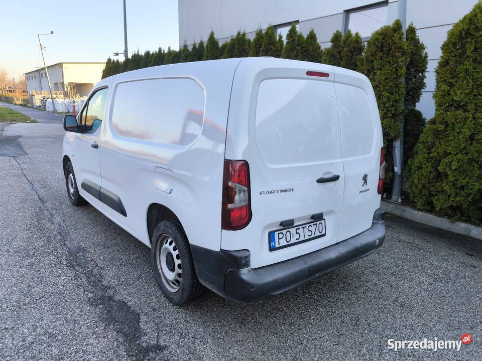 Partner Long Salon Polska Van / Minibus Proszowice