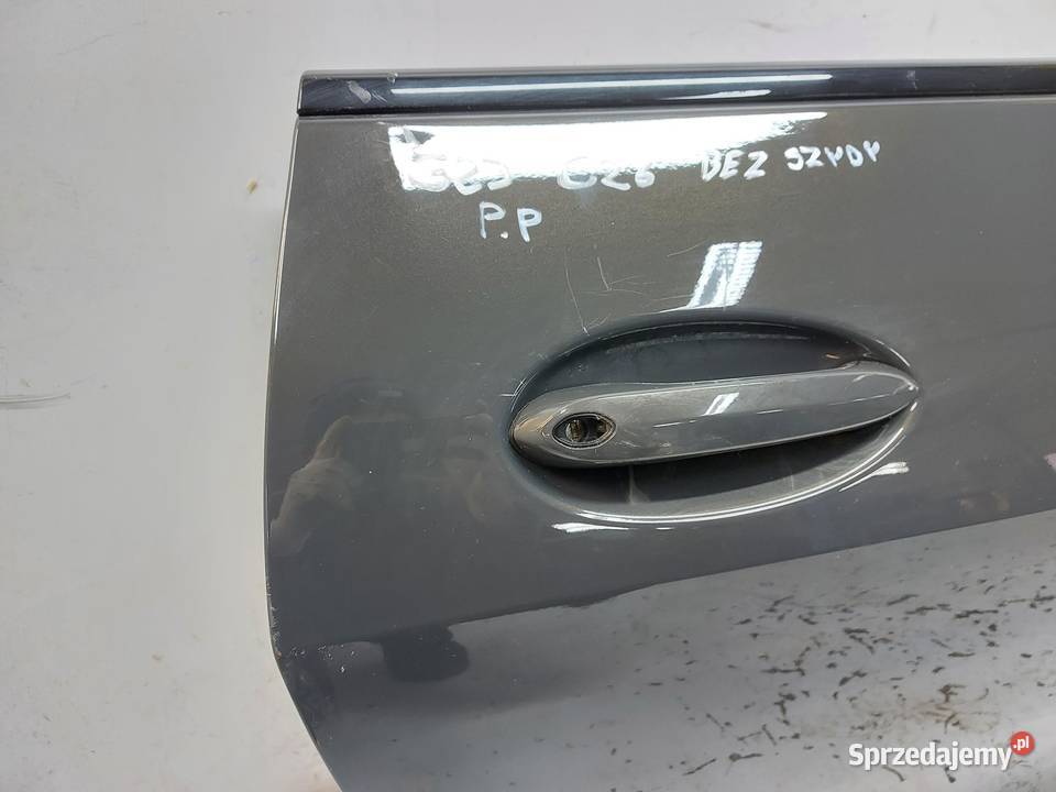 BMW G23 G22 M440i Cabrio Drzwi przód prawe C27