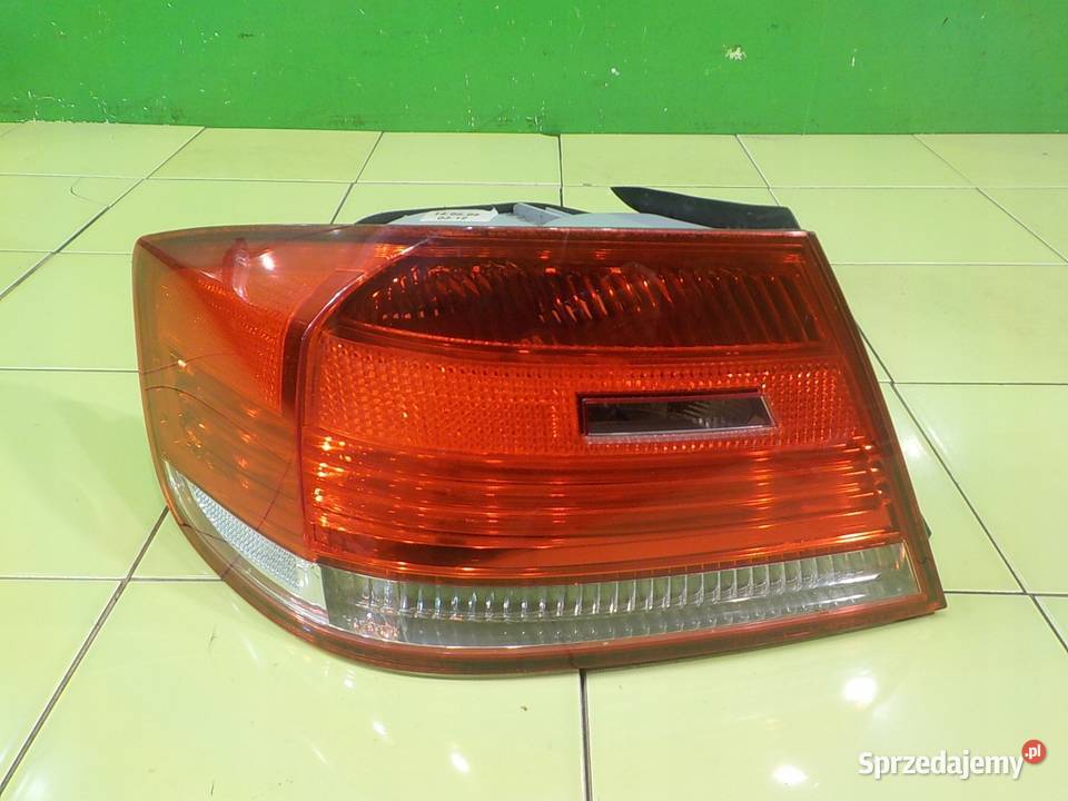 BMW E92 LIFT 20D AUT 10r 2D lampa lewa tyl Suków