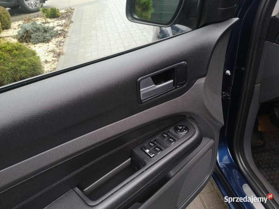 Ford Focus 20 16v 145 Klimatr Xenony Skóra Alu ESP Strzegom