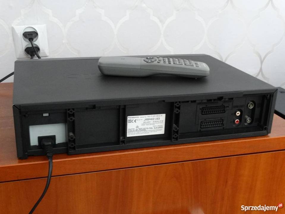 Magnetowid stereo Panasonic NVFJ610 pilot