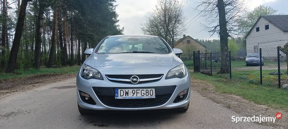 Opel Astra 14 Sedan Żelazna Rządowa sprzedam