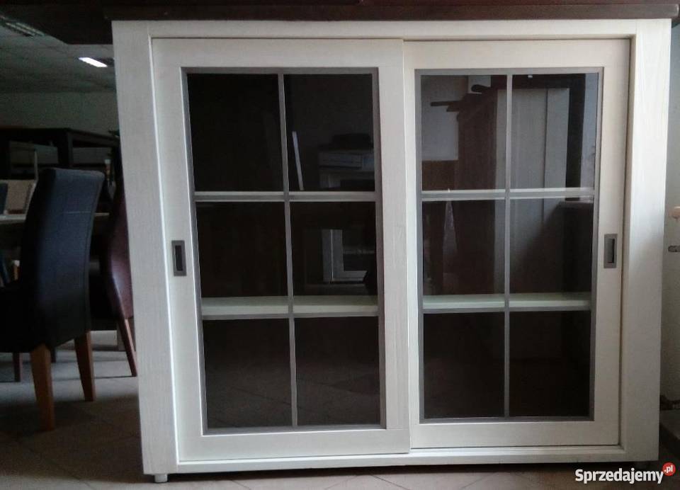 Promocja Nowoczesna drewniana witryna Opole