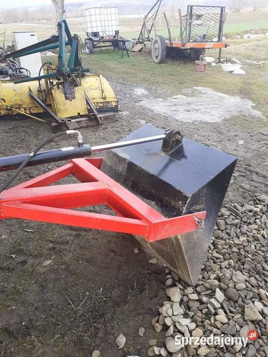 ładowacz na tył ciągnika nieuszkodzony Dynów