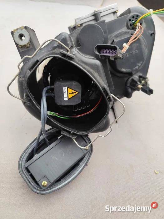 LAMPA PRAWY PRZÓD XENON MASERATI 3200 4200 GT sprzedam