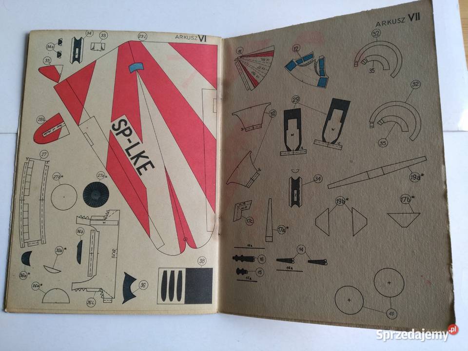 Mały Modelarz 111978 Samolot transportowy Li2 Dąbrowa Górnicza