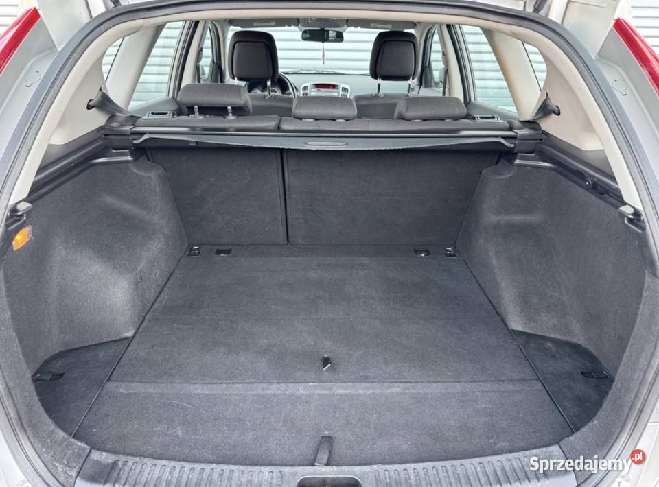 Kia ceed 14 kombi manualna Łosiów sprzedam