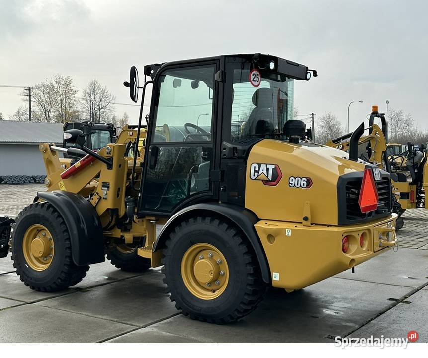 ŁADOWARKA KOŁOWA CATERPILLAR 906 wielkopolskie