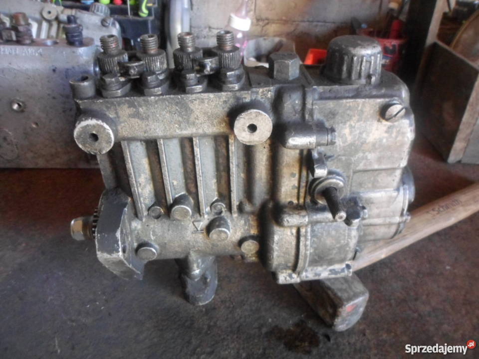 pompa wtryskowa do c 385 Ursus pomorskie Liniewo sprzedam