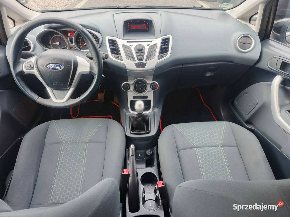 Ford Fiesta Ślicznotka Titanium mały przebieg Rok produkcji 2009 Fiesta Chełm