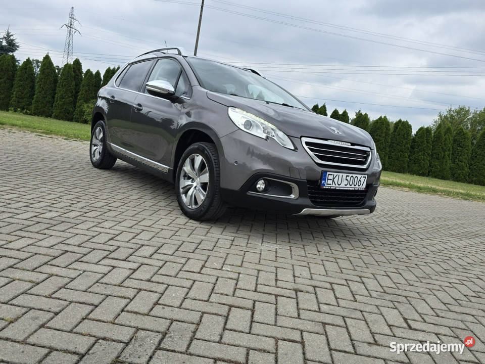 Peugeot 2008 12Turbo BenzNaviPanorama