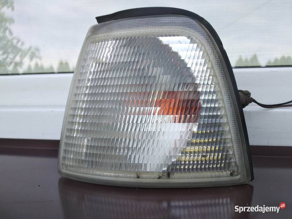 Audi 80 B3 B4 kierunkowskaz kierunek przedni sprzedam