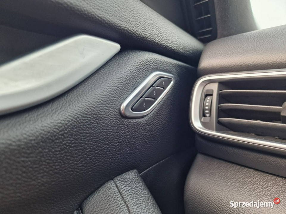 Maserati Levante 30 BiTurbo 430 Lifcie Panorama światła do jazdy dziennej Maserati Słupsk sprzedam