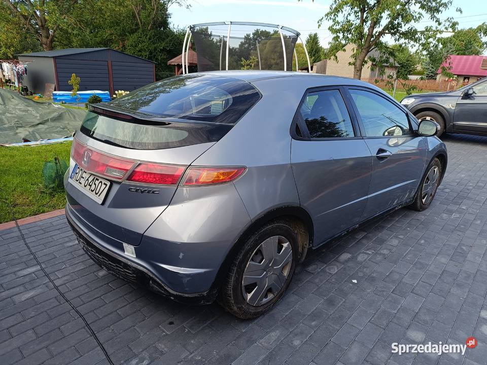 Sprzedam w całosci honda Civic ufo Benzyna 14 Samochody osobowe Mokre