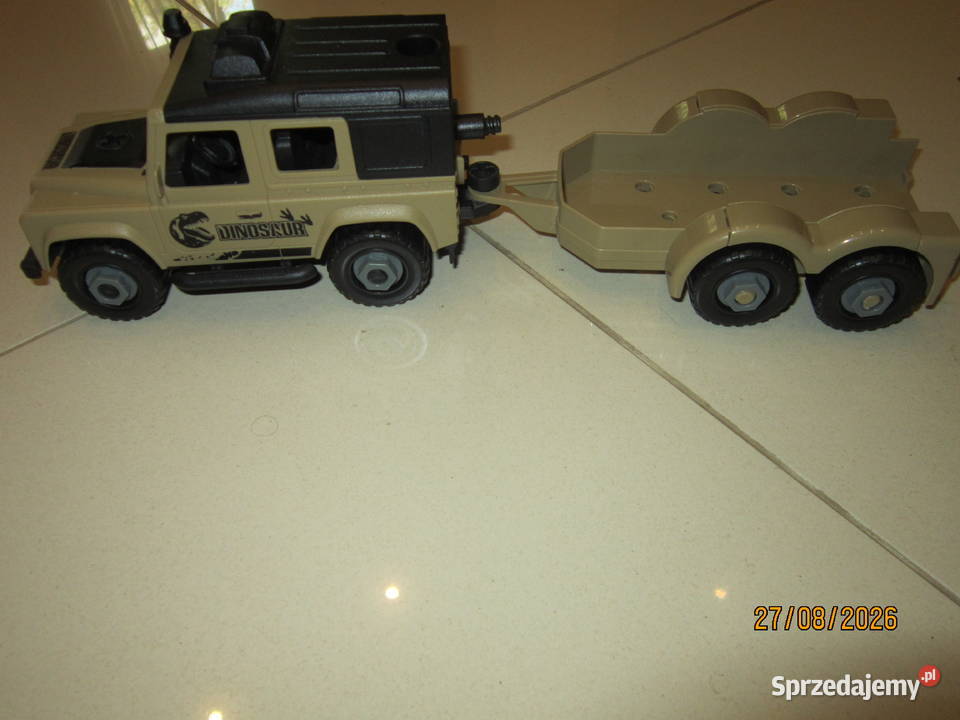 Samochód JEEP z przyczepą i dinozałrem Warszawa