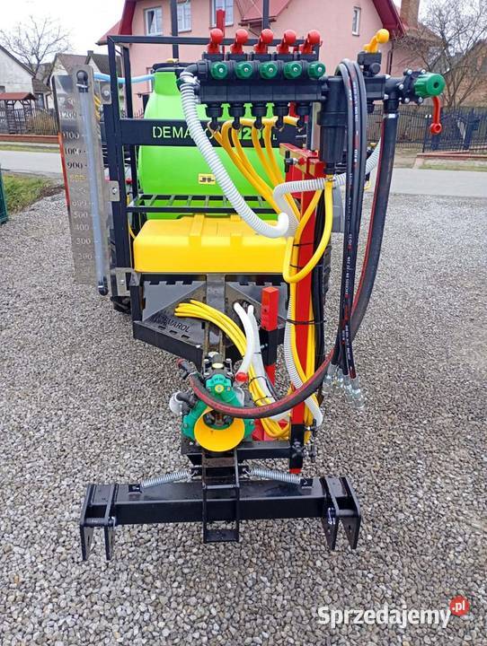 Opryskiwacz ciągany Firmy DEMAROL lubelskie Biłgoraj