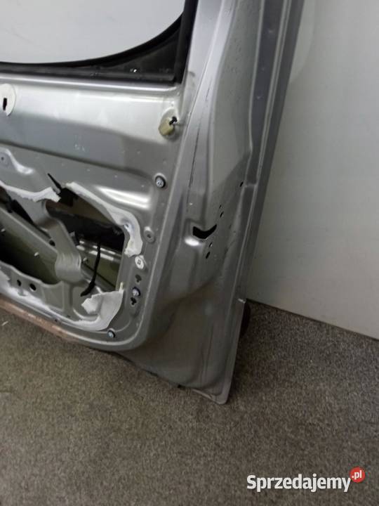 DRZWI PRAWE PRZÓD EZRC Citroen Berlingo II 2008