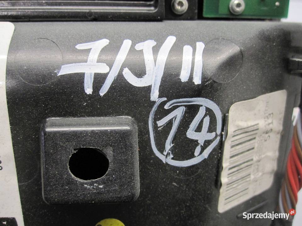 PORSCHE CAYENNE 32 B 05r lampka podsufitki Kielce sprzedam