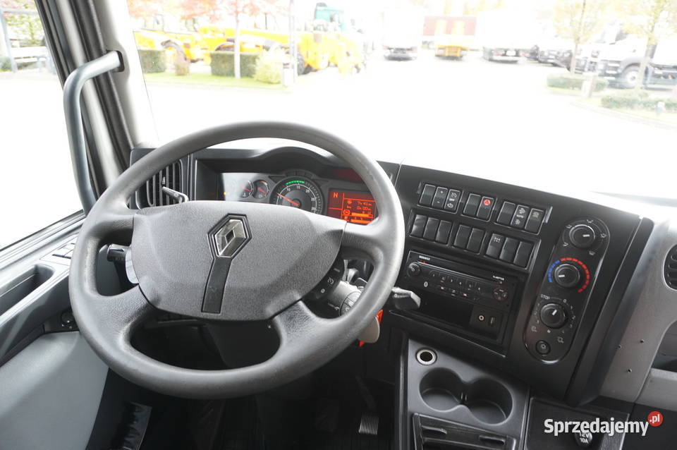 RENAULT D16 Tow truck 77 m 170 tho 239487 Kraków