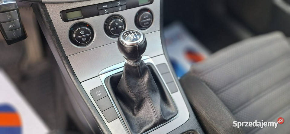 Volkswagen Passat Climatronic Duża Navi B6 ASR (kontrola trakcji) Lębork