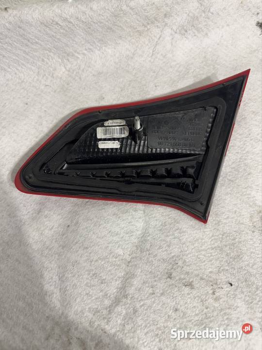 Lampa odblask lewa w klapę Citroen C4 B7 II