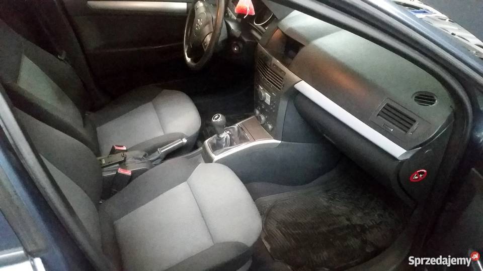 OPEL ASTRA H 19 CDTI 150 KOMBI ASR (kontrola trakcji)