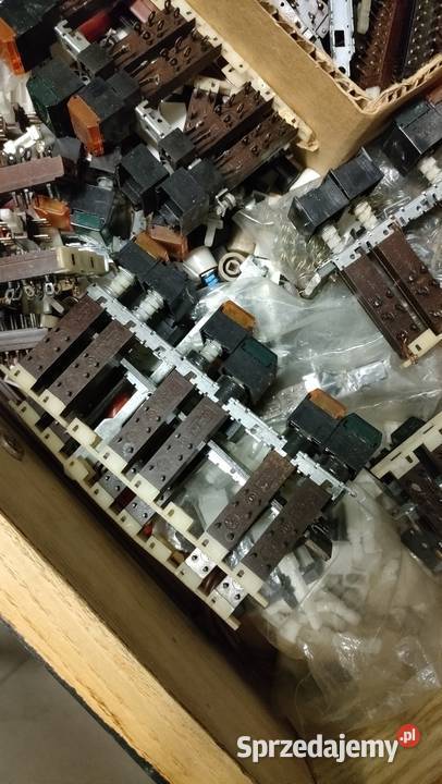 Łącznik klawiszowy segmentowy isostat unitra Szczecin